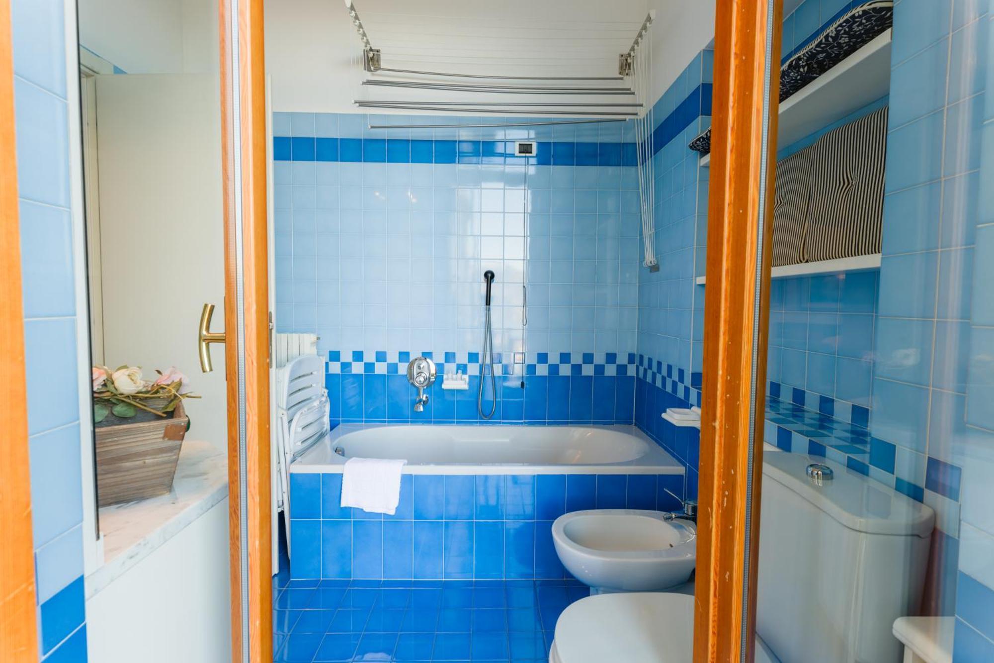 Regal Villa With Como Lake View And Free Parking เบลลาโจ ภายนอก รูปภาพ